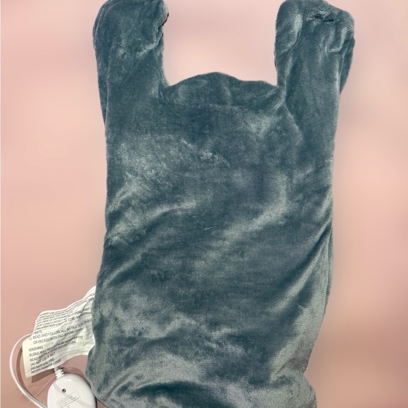 Visage Gray Heated Massage Blanket with Controller - Picture 2 of 5